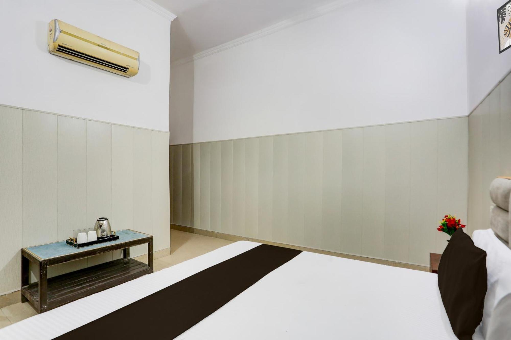 O Vk Palace Hotel 3*